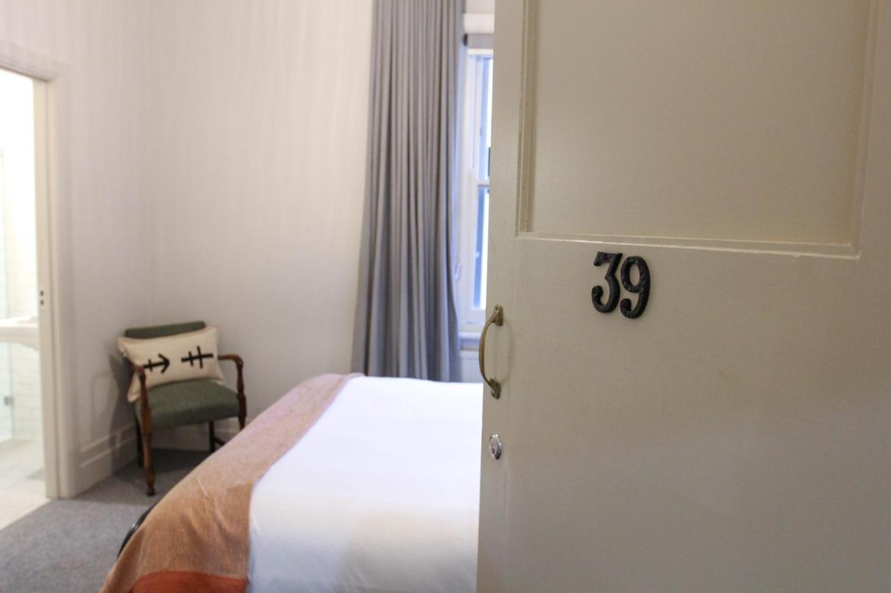 Alpine Hotel, Eat Drink Sleep Warburton Eksteriør bilde